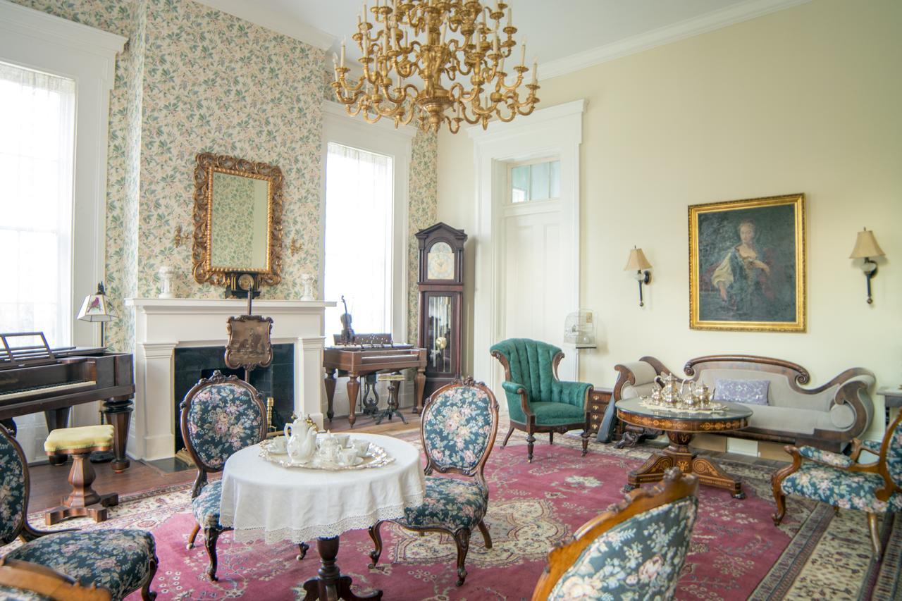 Bed and Breakfast Belmont Plantation, Est 1857 Гринвилл Экстерьер фото