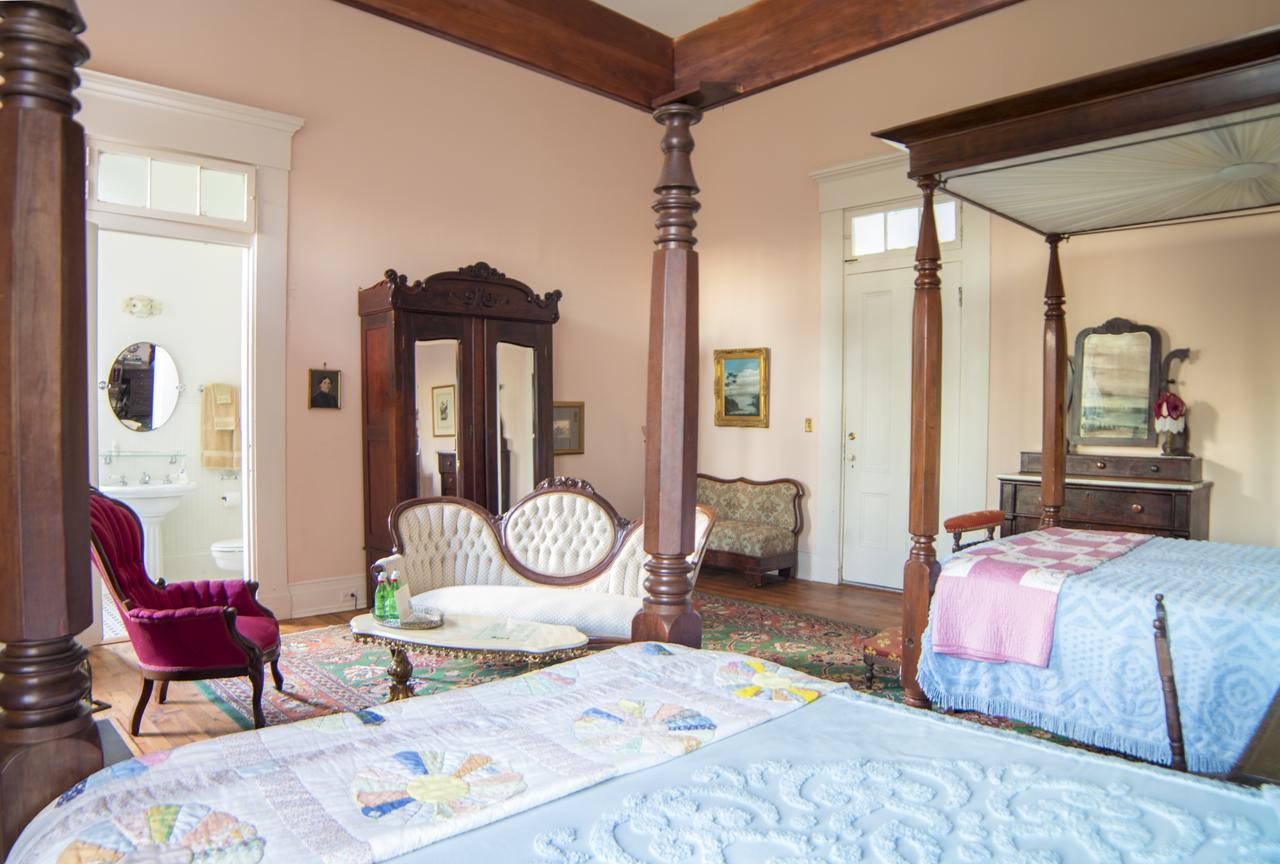Bed and Breakfast Belmont Plantation, Est 1857 Гринвилл Экстерьер фото